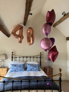 40th birthday balloons in bedroom